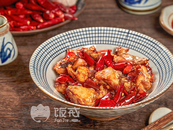 1595930512389682.jpg 1595930512389682.jpg